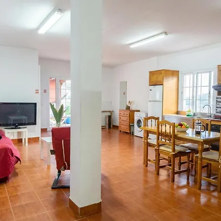 Vv Casa Marire בית נופש